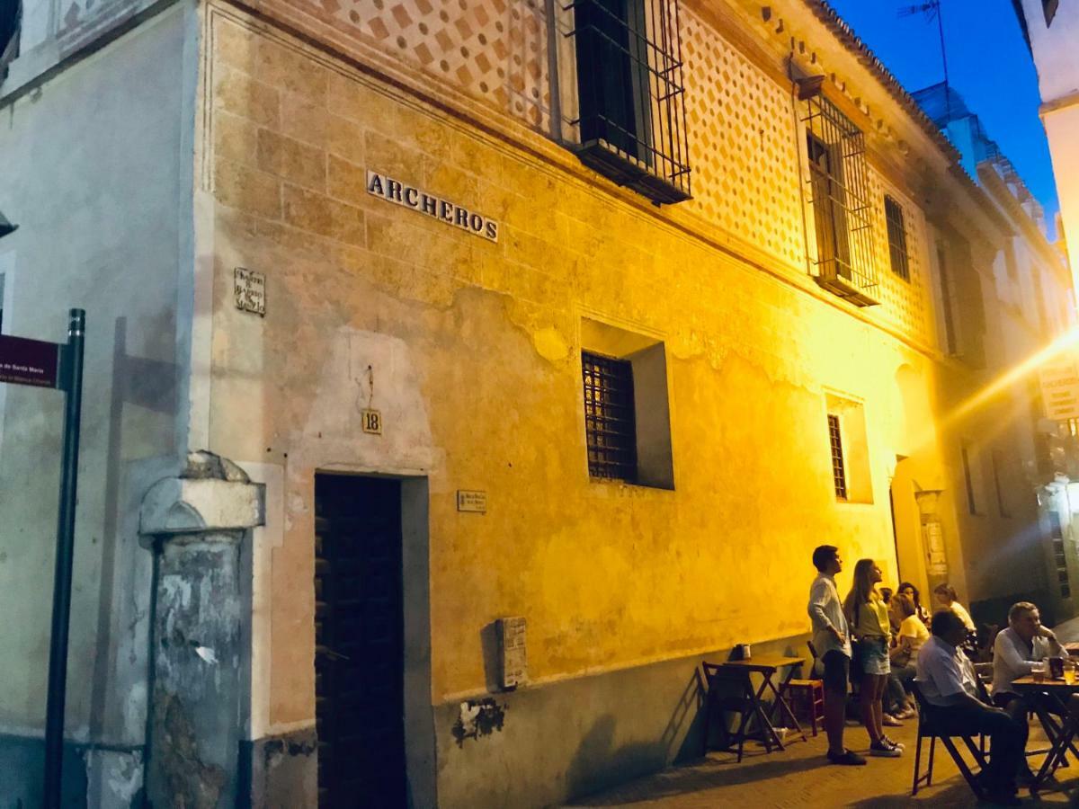 Los Patios De La Juderia Севилья Экстерьер фото